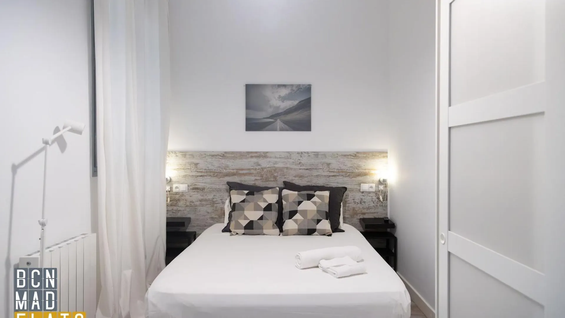 Barcelona - Eixample 1B Apartment